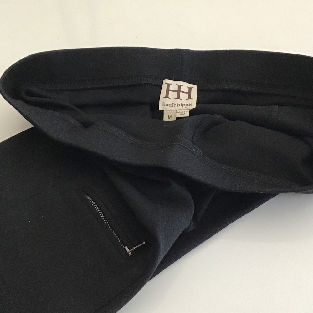 Haute Hippie Black skinny pants with zippered cargo pocket